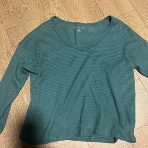 Waffle knit American Eagle long sleeve. Super cute for the fall!